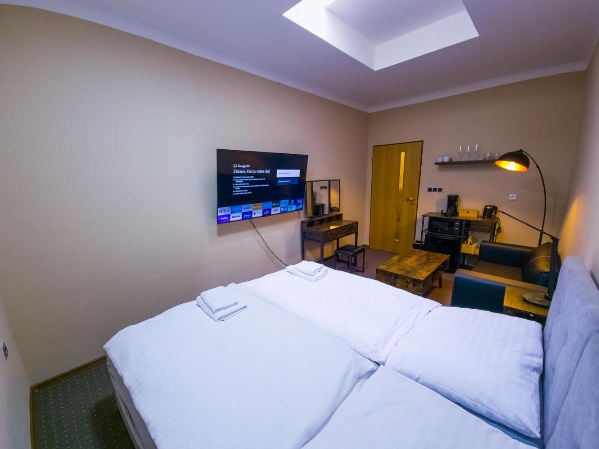 Motel Olympland Трутнов Экстерьер фото